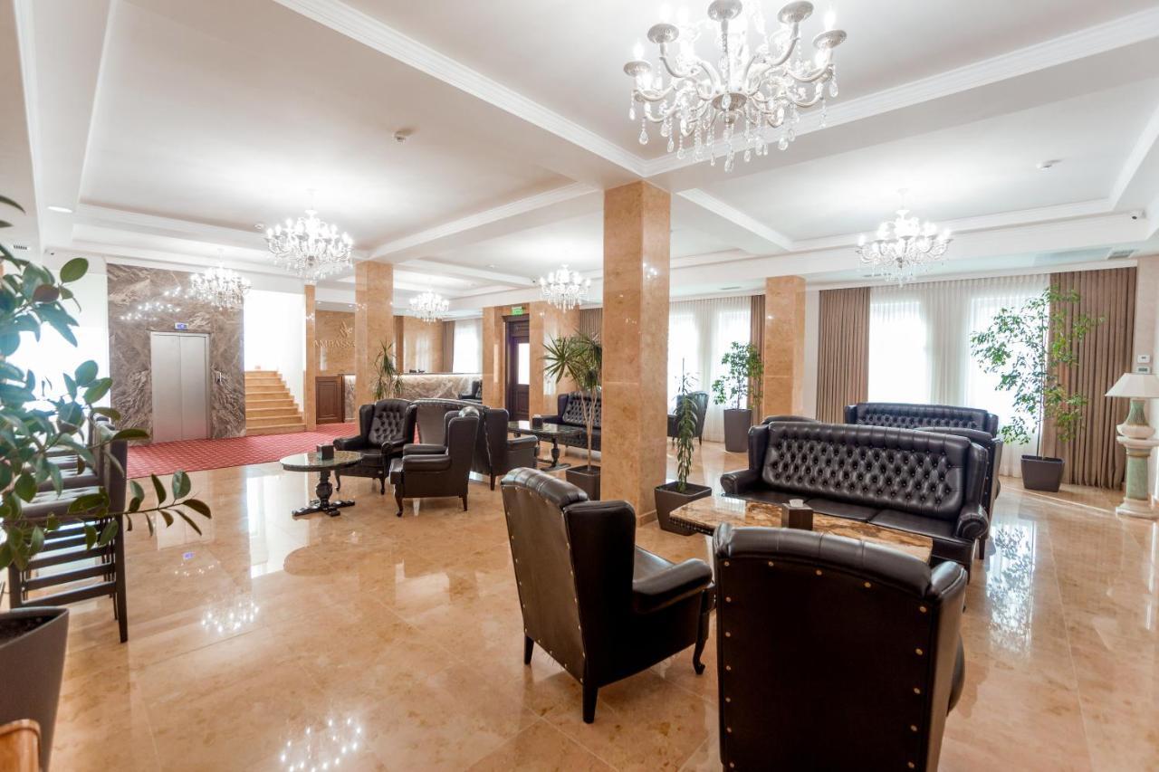 Ambassador Hotel Кишинів Екстер'єр фото